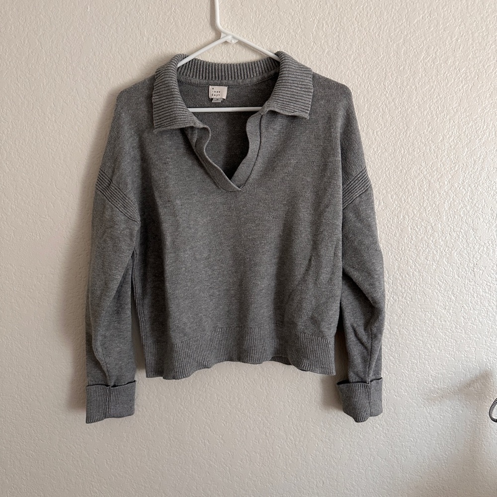 GREY KNIT SWEATER NWOT BRANDY M/L